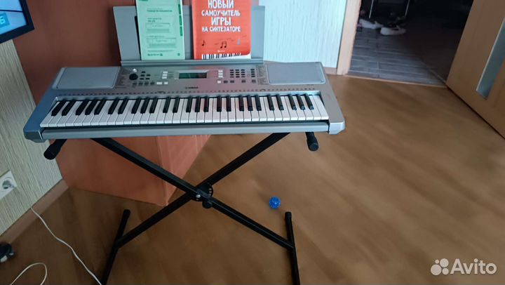 Синтезатор Yamaha YPT-370
