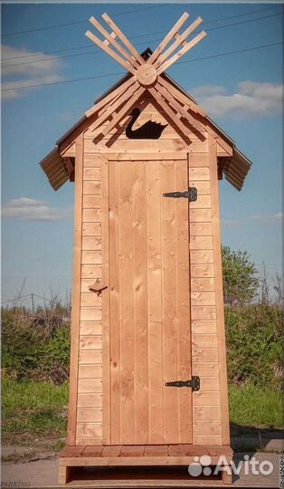 Дачный туалет с лебедем CUQ