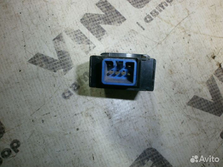 Кнопка управления подсветкой Toyota Sprinter