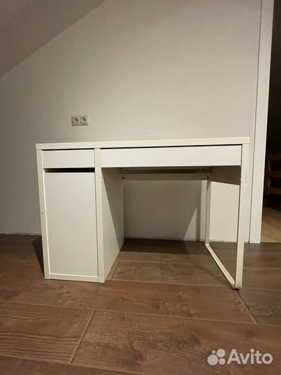 Стол IKEA micke белый