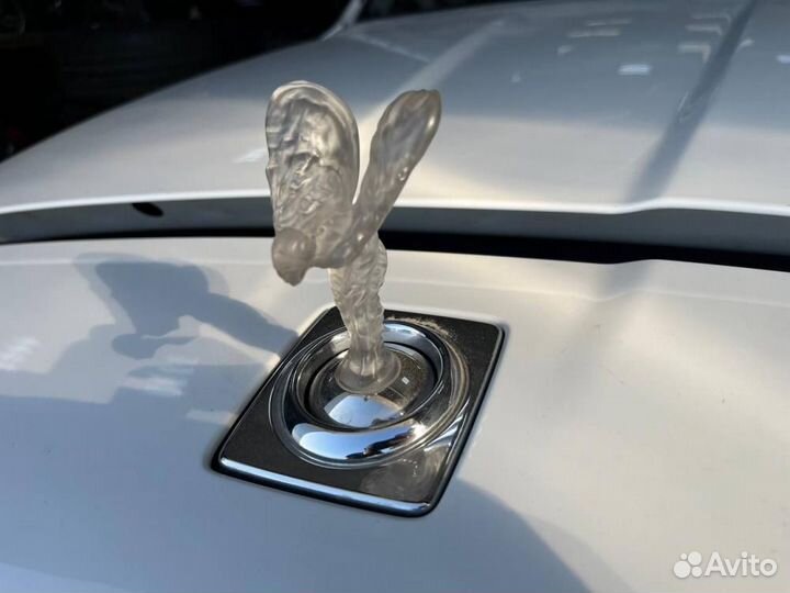 Эмблема Rolls-Royce Cullinan I (2018—2024)