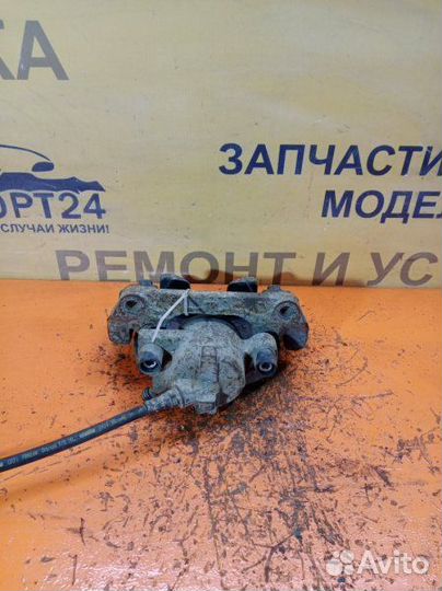 Суппорт передний правый Renault Megane 2 2003-2008