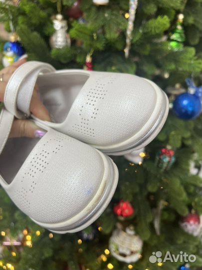 Белые туфли для девочки 35 р-р
