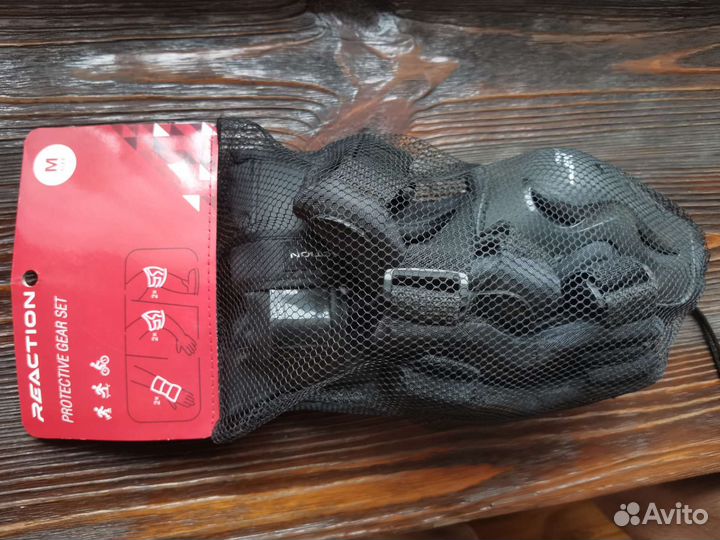 Защита коленей и локтей комплект