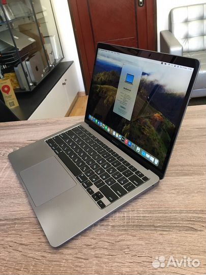 MacBook Air 13 2020 Core i3/8Gb/256Gb/ Space gray