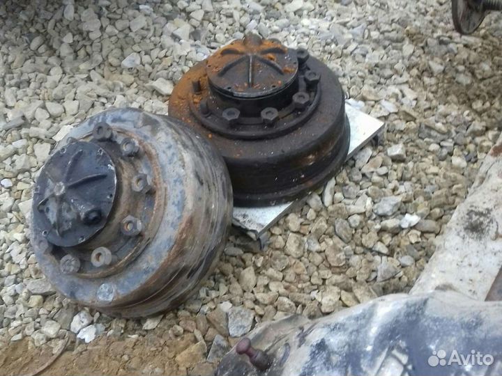 Ступицы с барабанами урал 5557