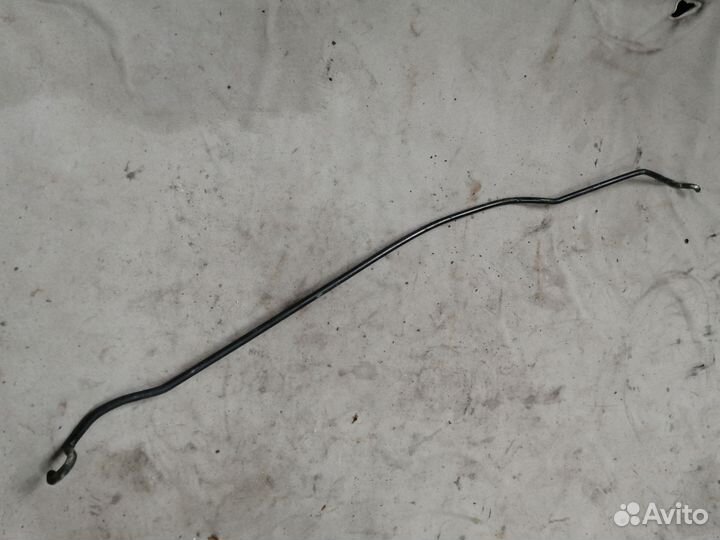 Упор капота Nissan Primera P11 рестайл. 1996-02