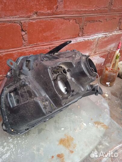 Фара на renault duster