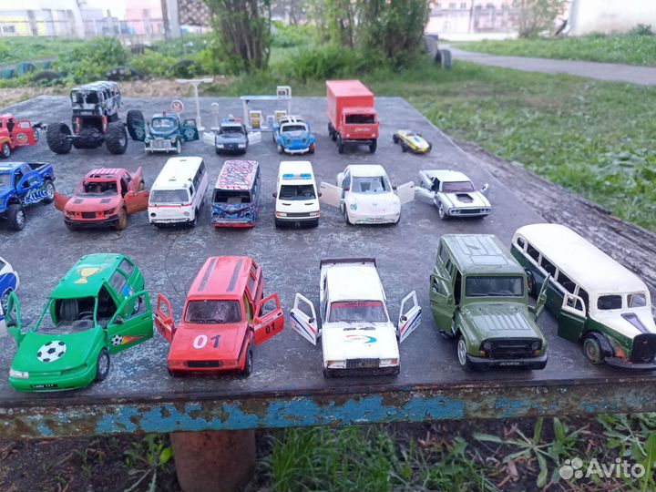 Игрушечные модельки