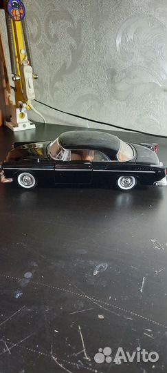 Модель автомобиля chrysler C300 1955 масштаб 1:24