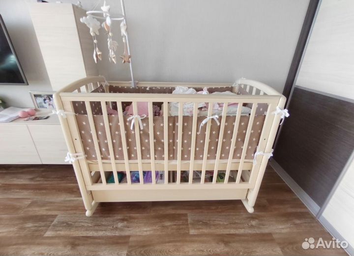 Детская кровать-качалка Гандылян