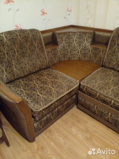 Угловой диван