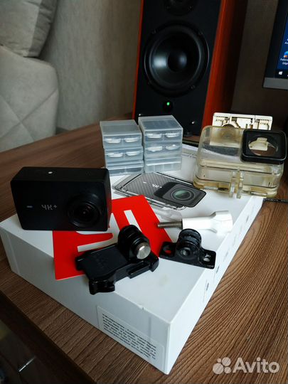 Экшн камера xiaomi yi 4k+