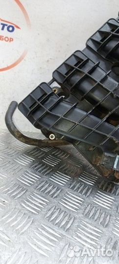 Впускной коллектор Dodge Caliber SUV 1.8 EBA 2009