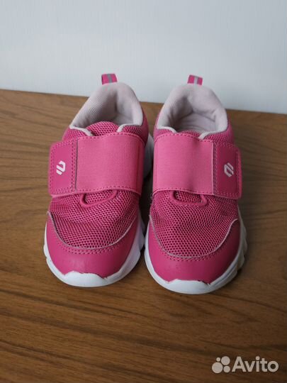 Кроссовки для девочки 27 размер