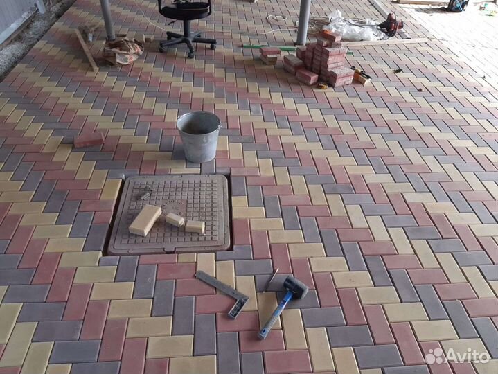Укладка тротуарной плитки