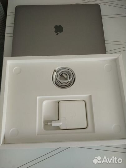 Apple macbook Pro 13 2021 m1 16 gb 512 gb