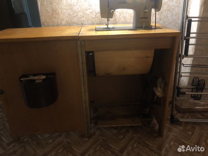 Швейная машина Чайка 2