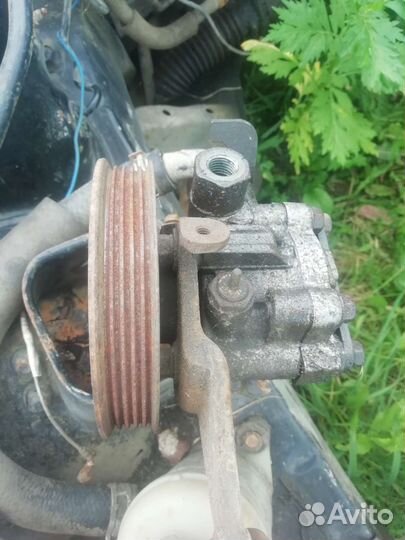 Насос гура мазда 323 bj