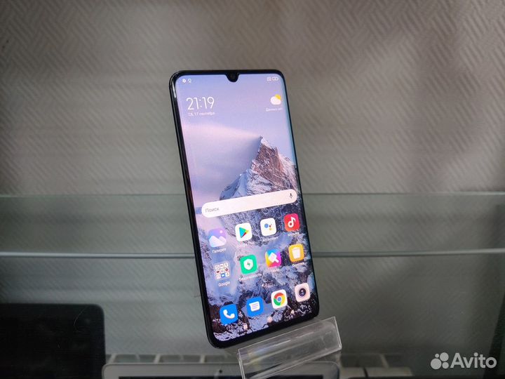 Смартфон Xiaomi Mi Note 10 Lite 8/128GB