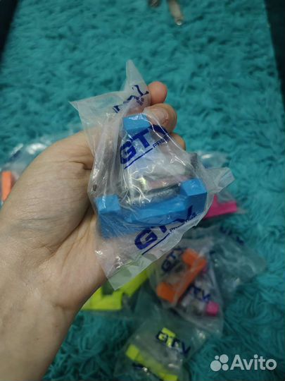 Крючок мебельный цветной Gtv