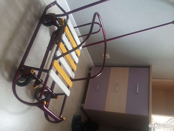 Детские санки с колесами