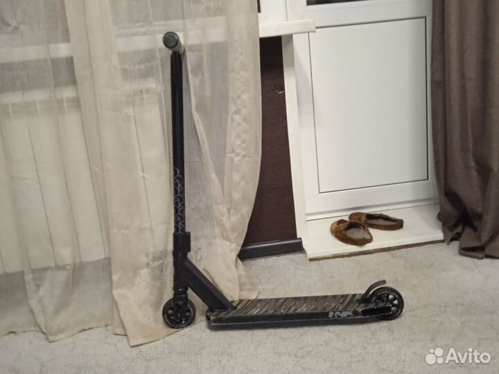 Трюковой самокат triton