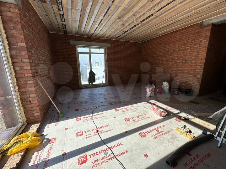 Дом 102 м² на участке 5,5 сот.