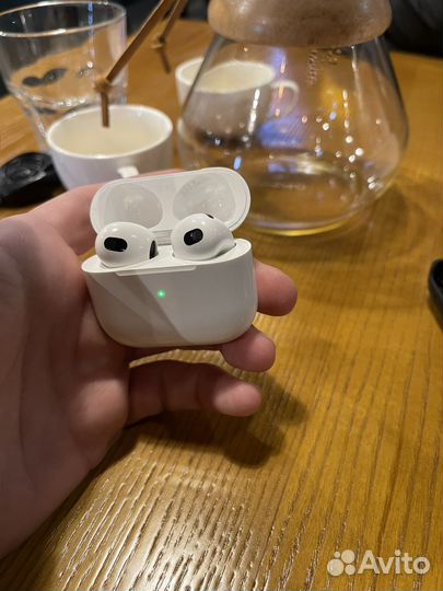 AirPods 3