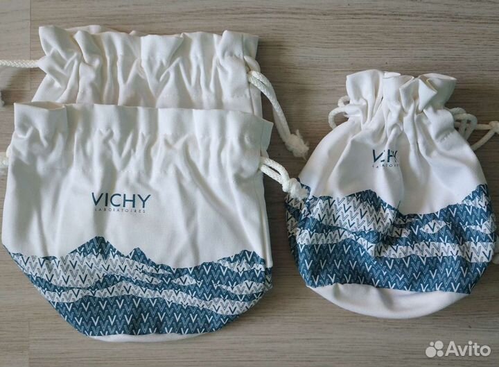 Новые косметички Vichy и Yves Rocher