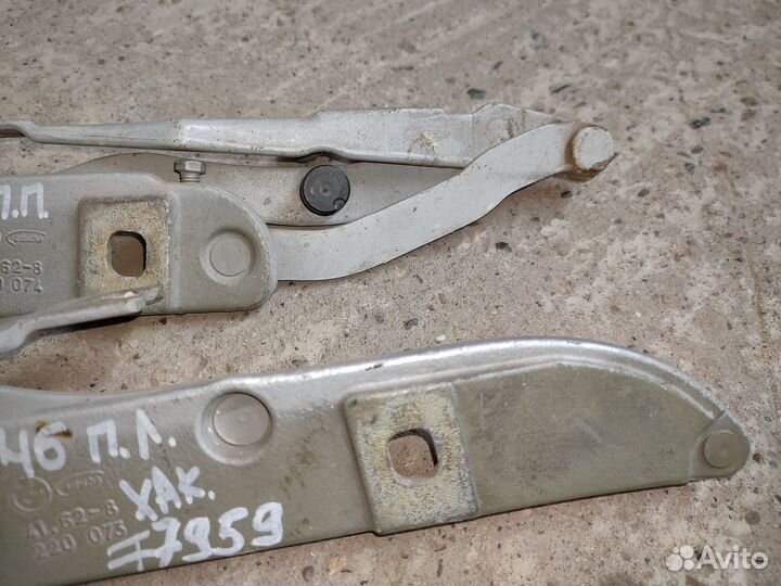 Петли капота BMW E46 передняя левая / правая