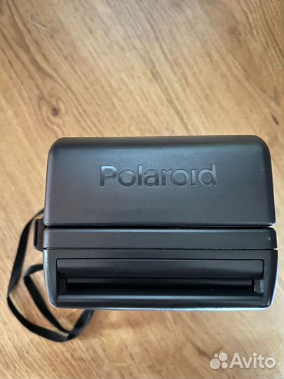 Ретро фотоаппарат Polaroid 636 closeup