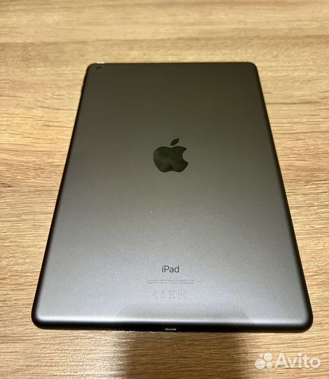 iPad 8 поколения 128gb (WI-FI)