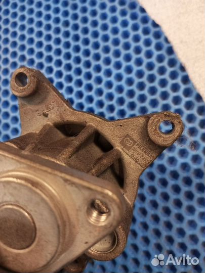 Помпа ford focus 2