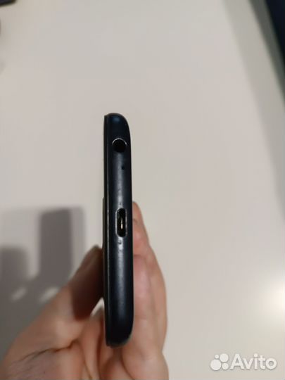 Телефон Samsung