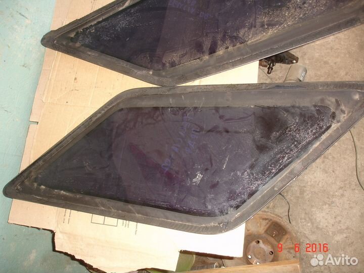 Стекло заднего крыла на универсал Skoda Felicia