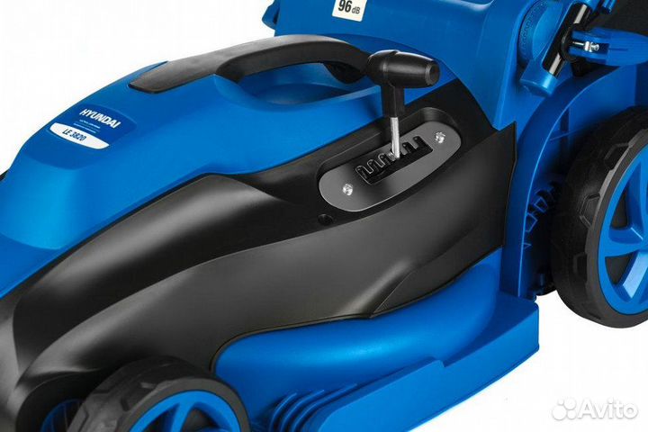 Электрическая газонокосилка Hyundai LE 3820