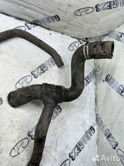 Патрубок охлаждения Ford Focus 1