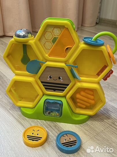 Развивающие игрушки для малышей