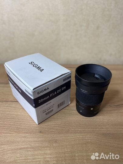 Объектив Sigma 30 mm 1 4 sony e
