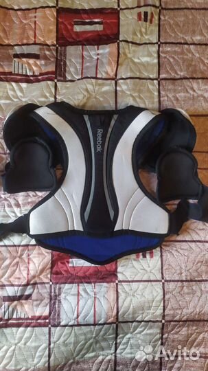 Нагрудник хоккейный jr m