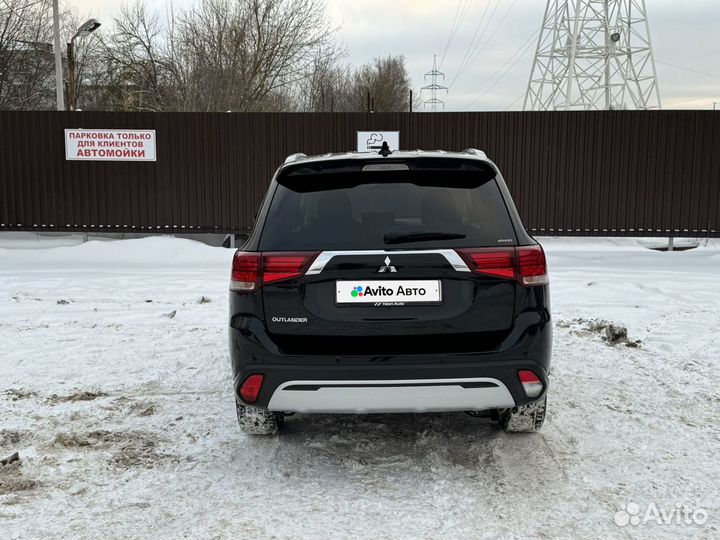 Mitsubishi Outlander 2.0 CVT, 2020, 42 000 км