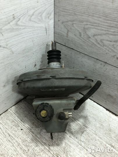 Вакуумный усилитель тормозов Mercedes W124 E