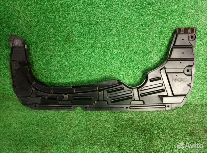 Пыльник двигателя Nissan Tiida 2008- 758923DN0A