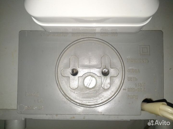 Стабилизатор напряжения электронный