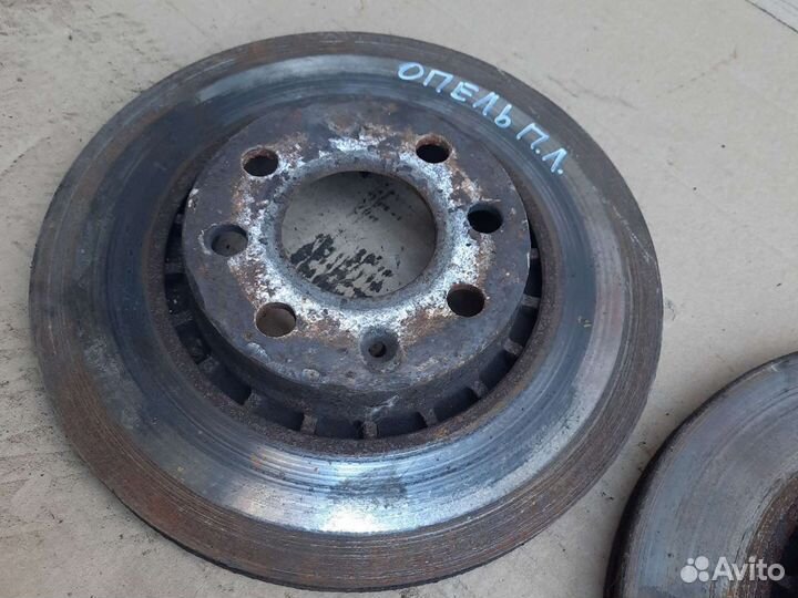 Передний тормозной диск Opel astra f