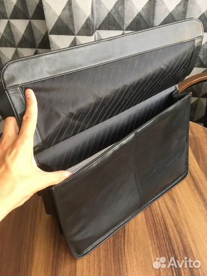 Мужской кожаный портфель