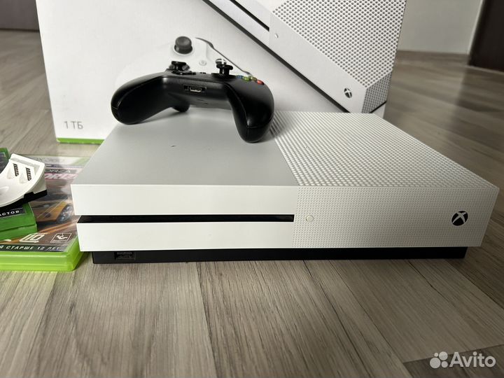 Xbox One s 1tb