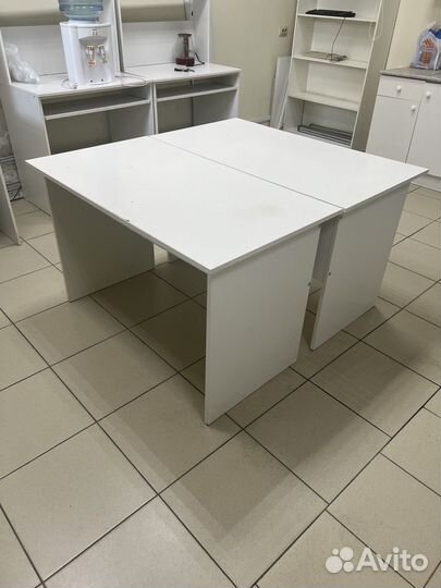 Письменный стол