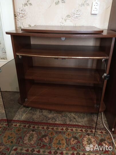 Тумба под телевизор